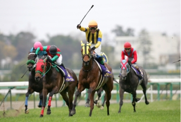 [2008]レジネッタ、桜花賞優勝。