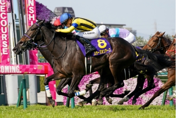 [2022]スターズオンアース、桜花賞、オークス優勝、最優秀3歳牝馬に輝く。